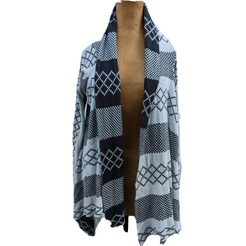 Mia Maddison Cardigan Sweater Shawl Poncho Rayon Gray Diamond Geometric Fringe L